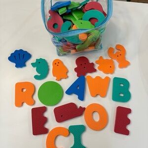Colorful Foam Alphabet and Sea Creature Set for the bath stickers